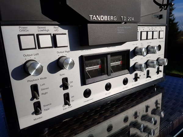 Does sound a touch warmer than Revox.  